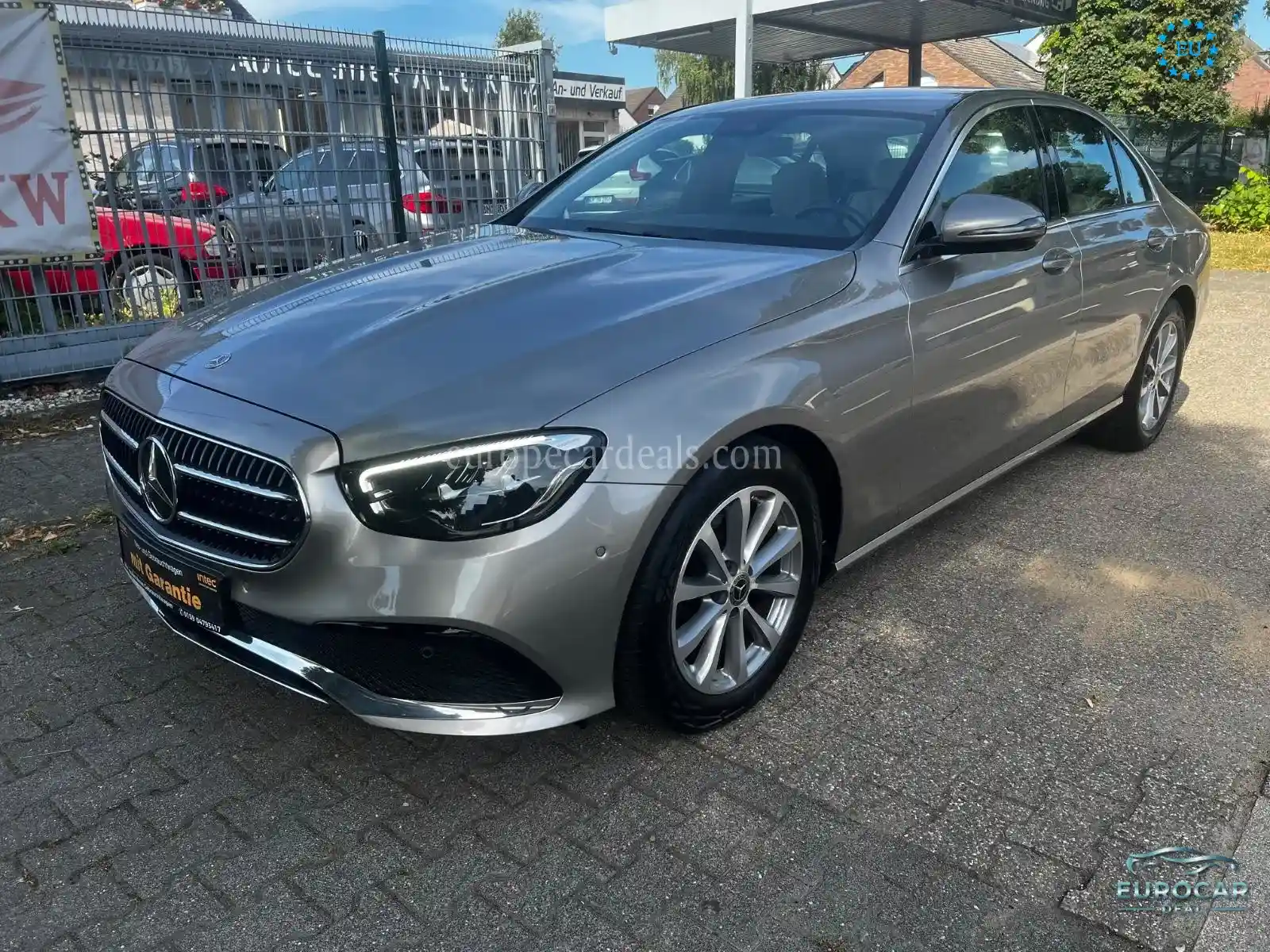 Mercedes-Benz E 200