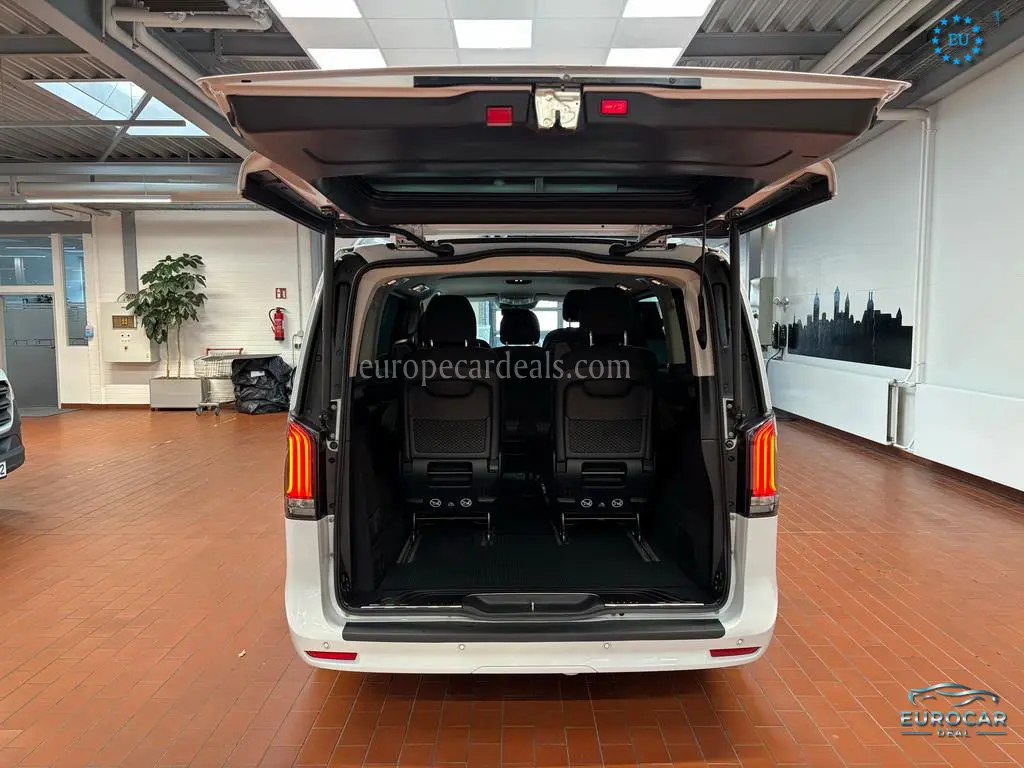 Mercedes-Benz V 250