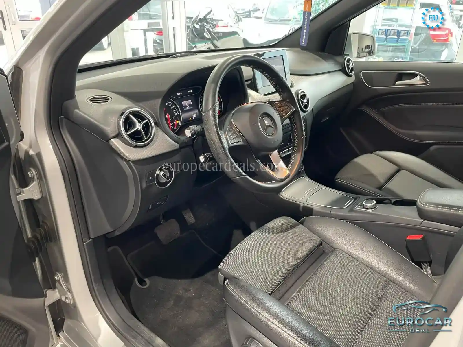 Mercedes-Benz B 220