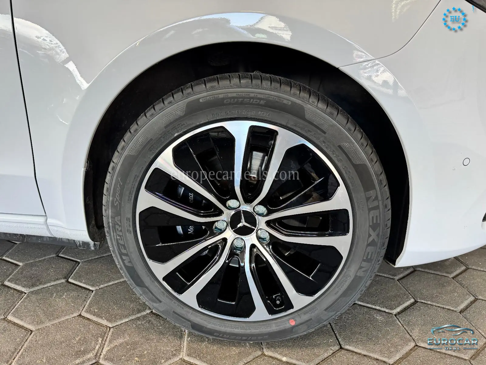 Mercedes-Benz V 250