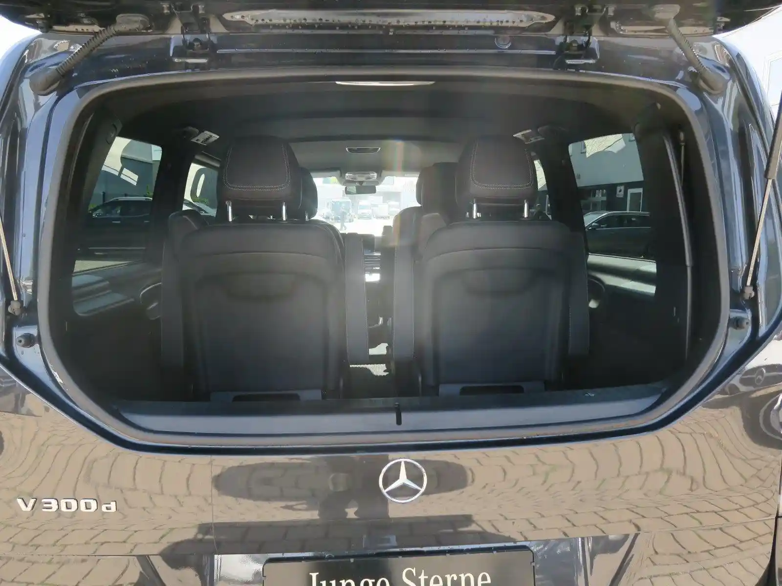 Mercedes-Benz V 300