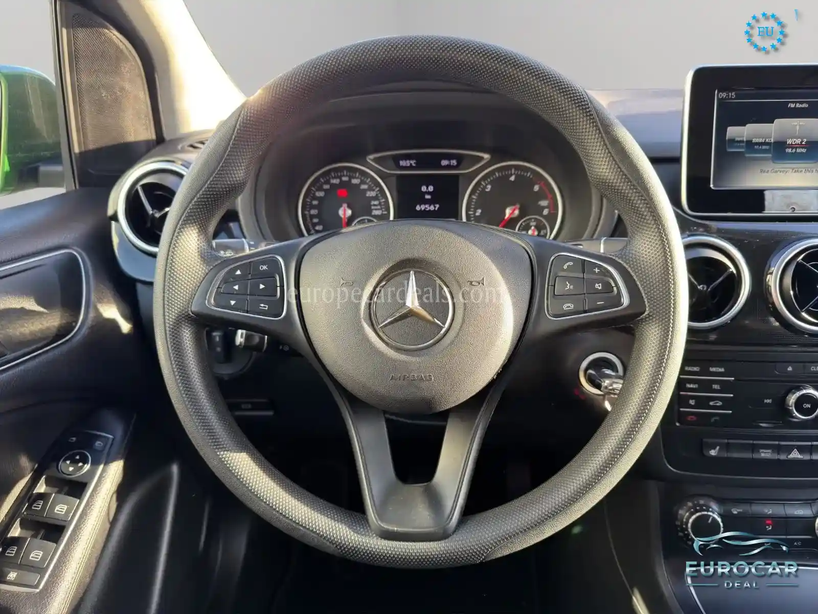 Mercedes-Benz B 180