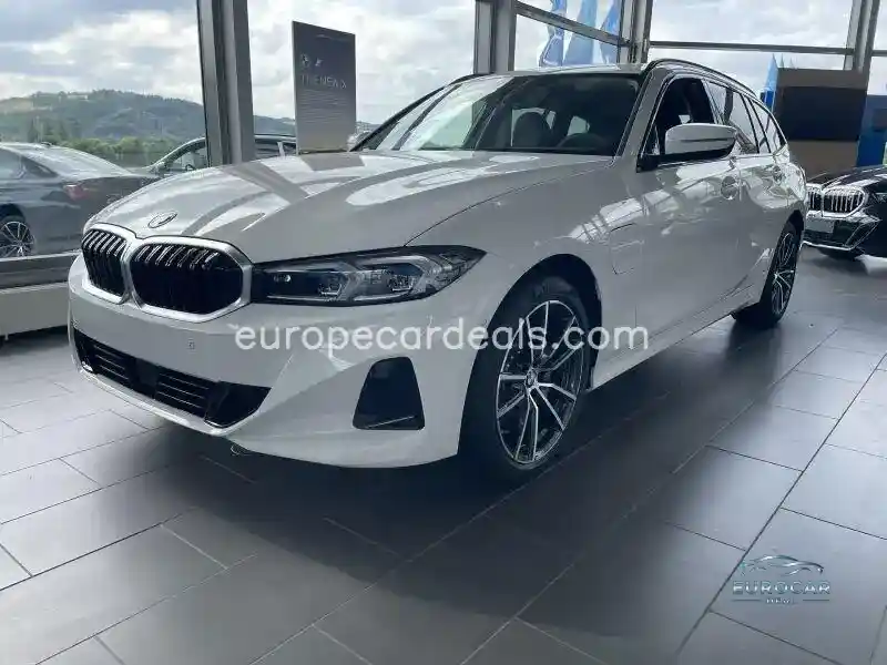 BMW 330
