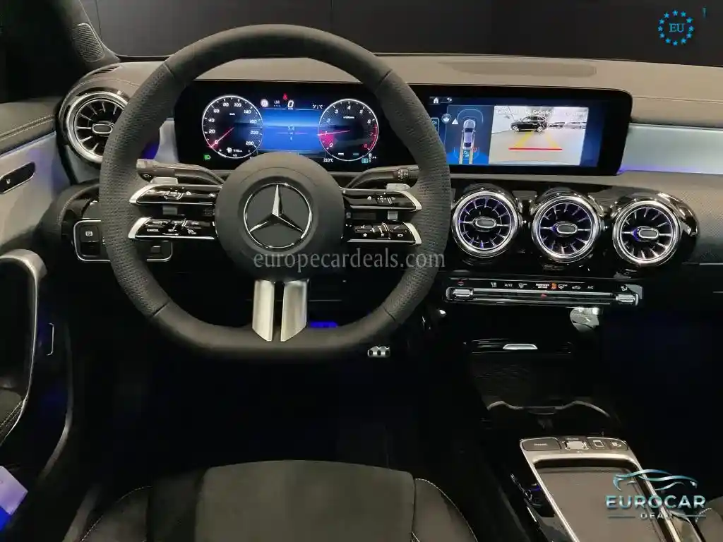 Mercedes-Benz CLA 200
