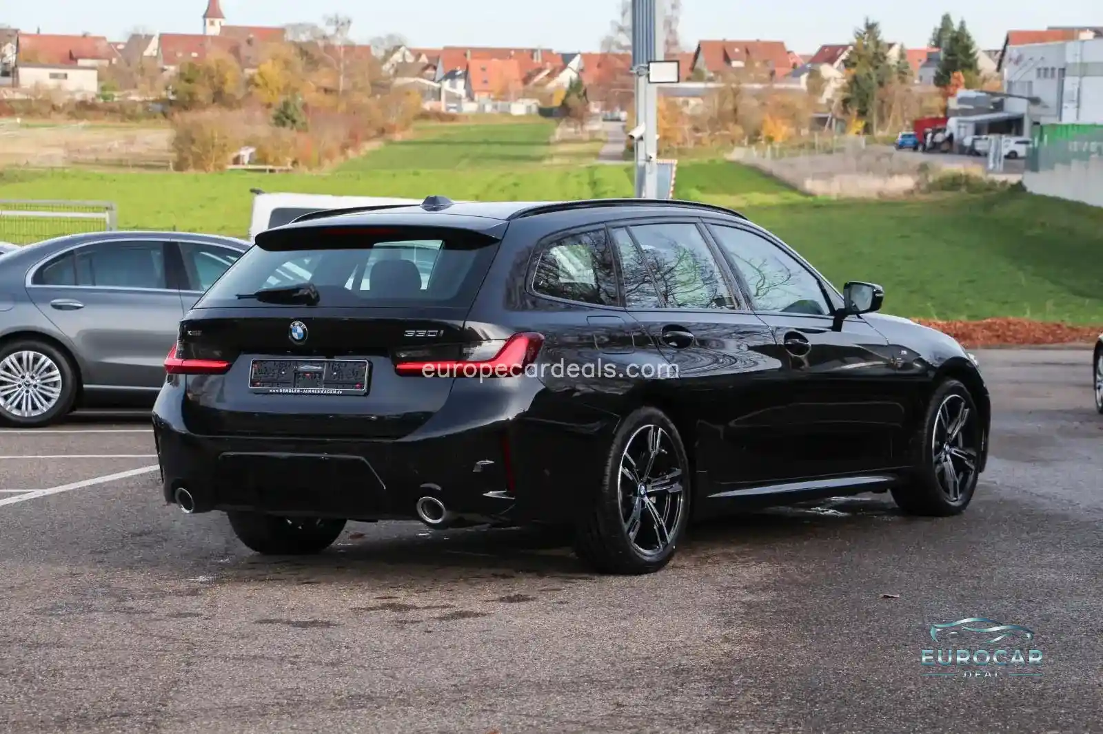BMW 330