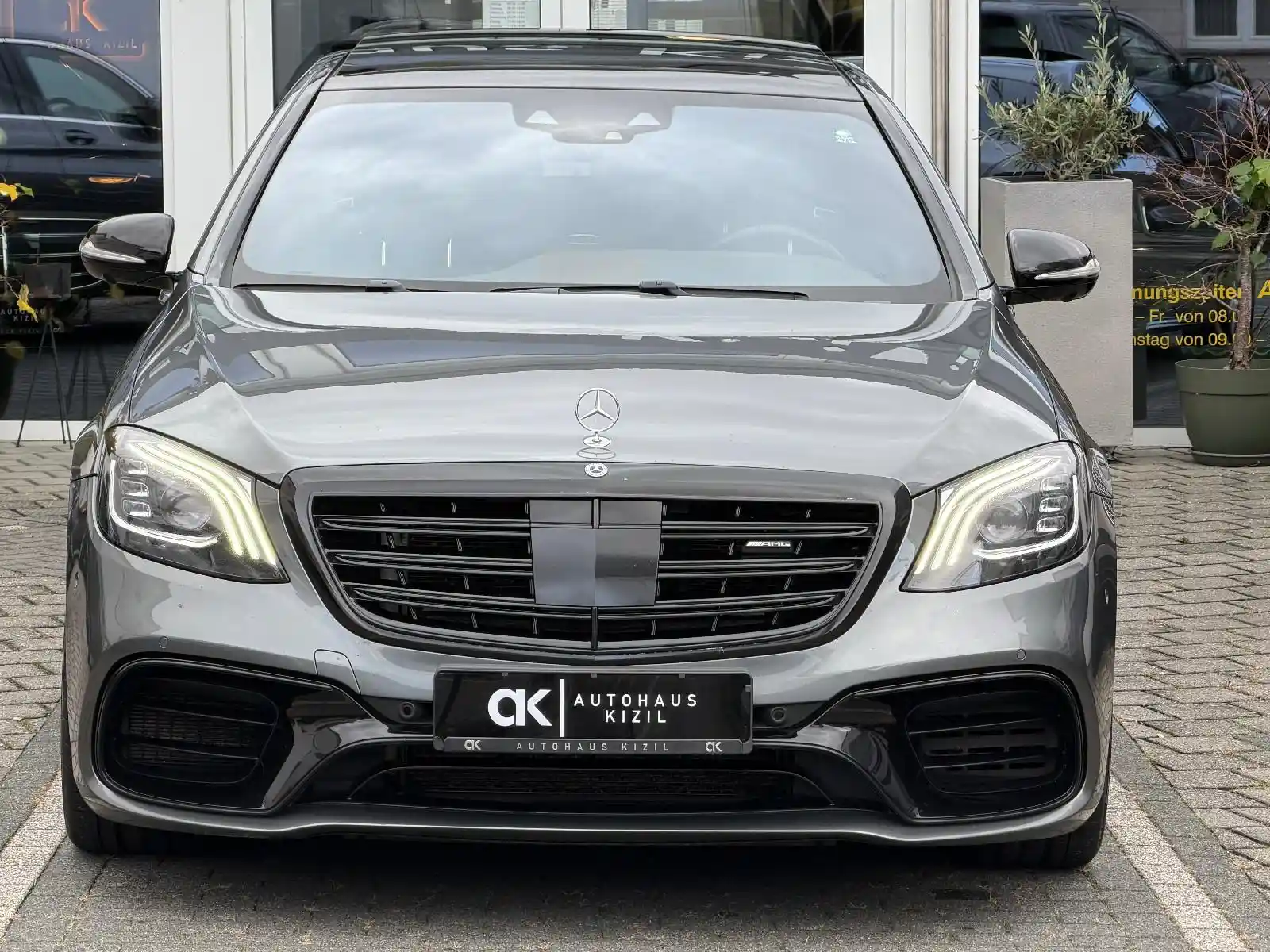Mercedes-Benz S 63 AMG