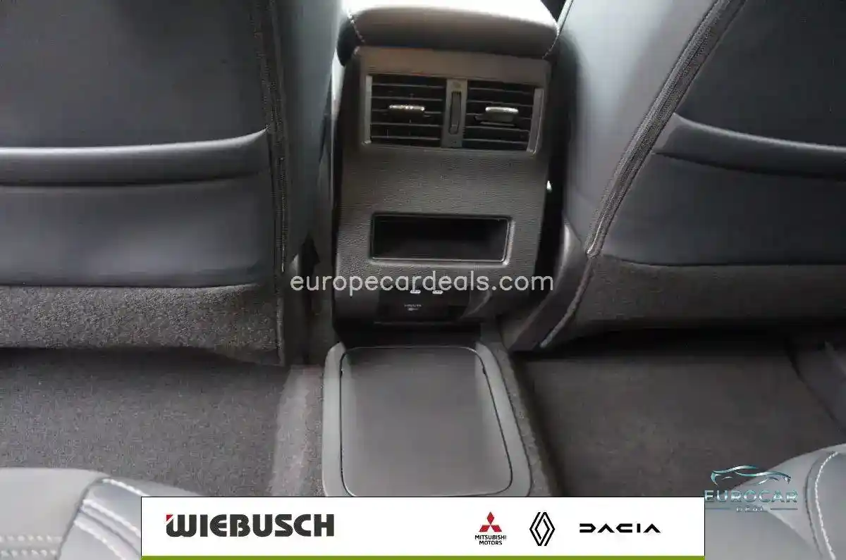 Mitsubishi Plug-in Hybrid Outlander