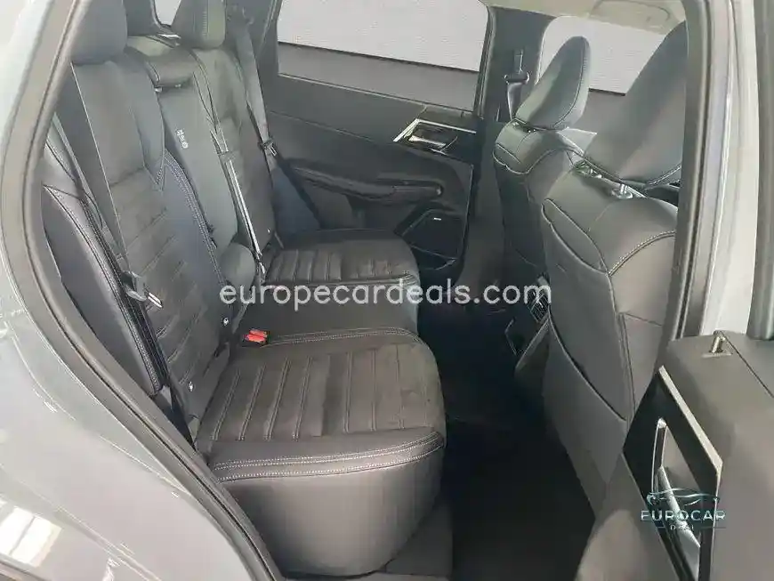 Mitsubishi Plug-in Hybrid Outlander