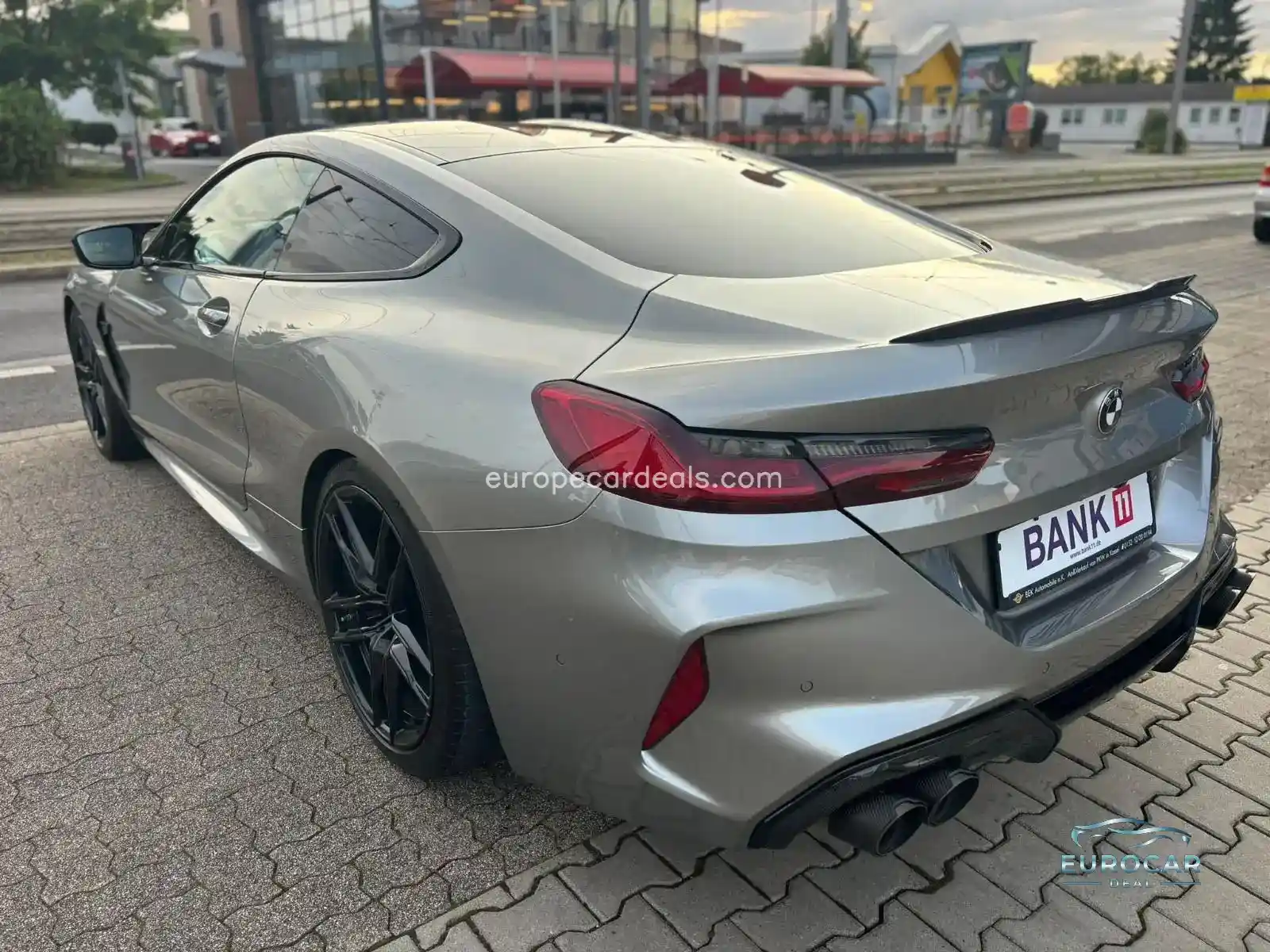 BMW M8