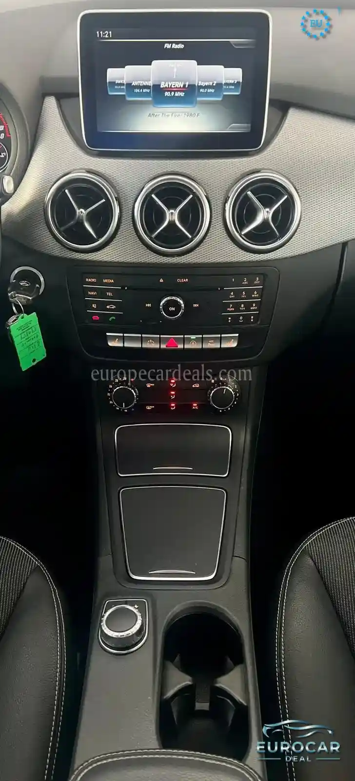 Mercedes-Benz B 220