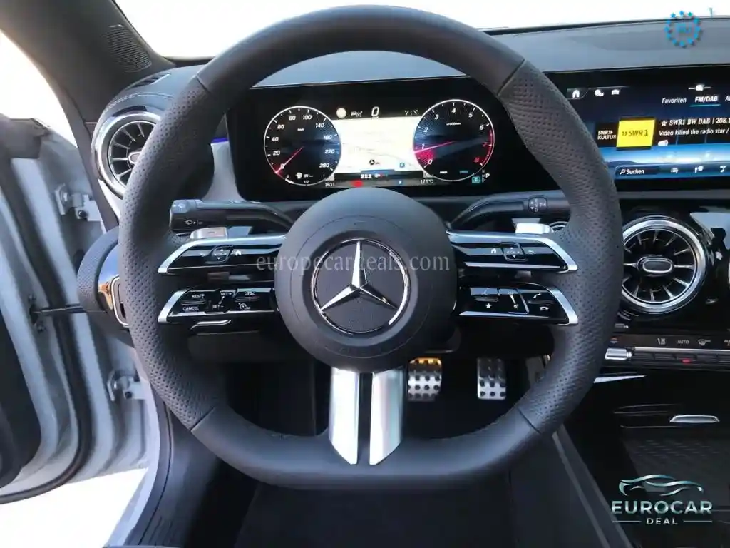 Mercedes-Benz CLA 200