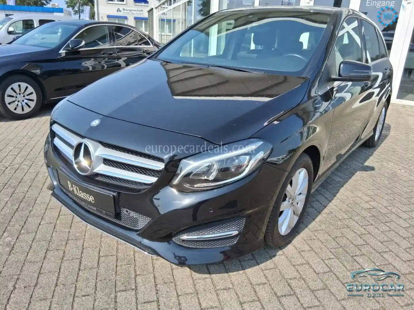 Mercedes-Benz B 180