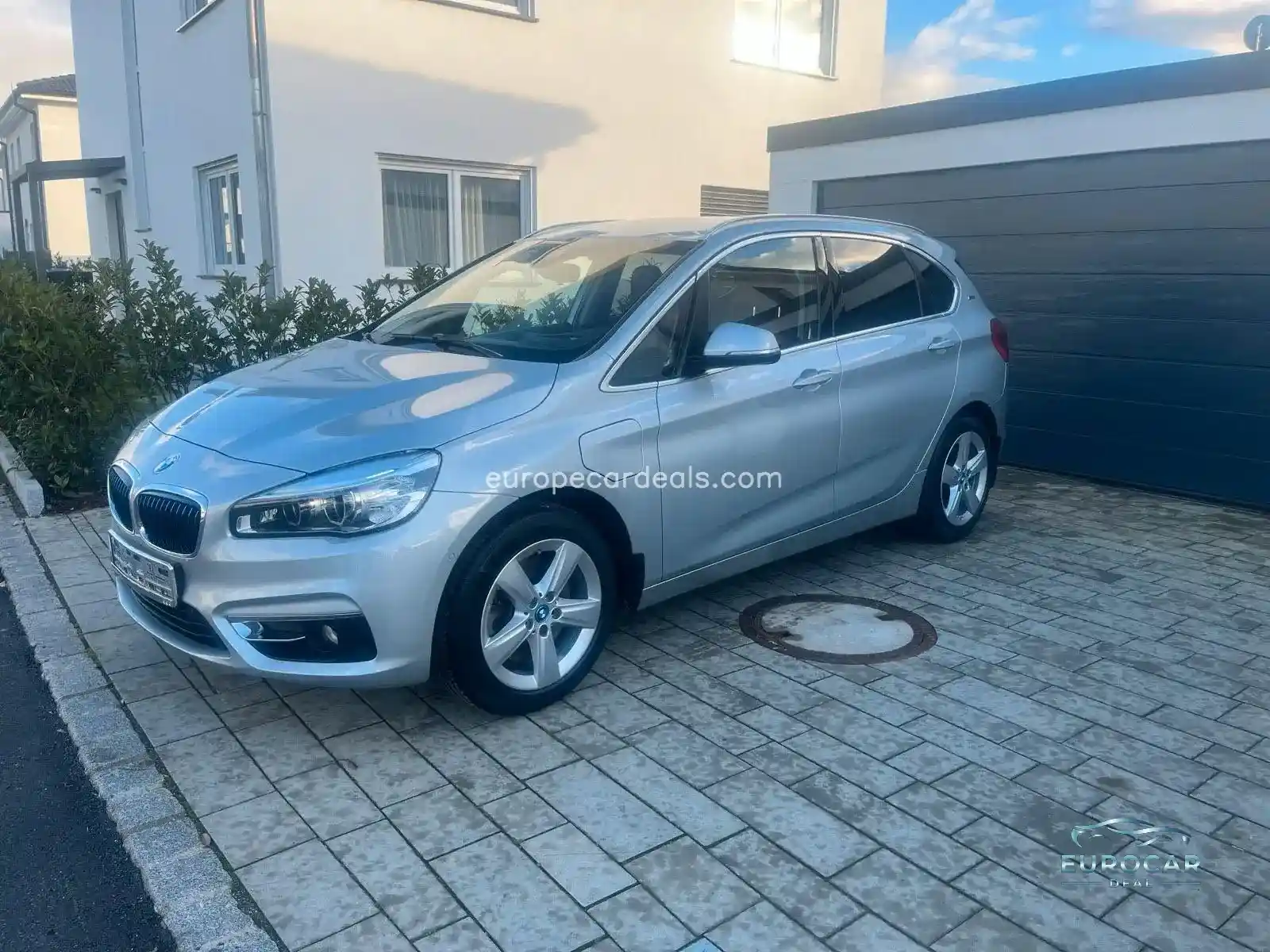 BMW 225