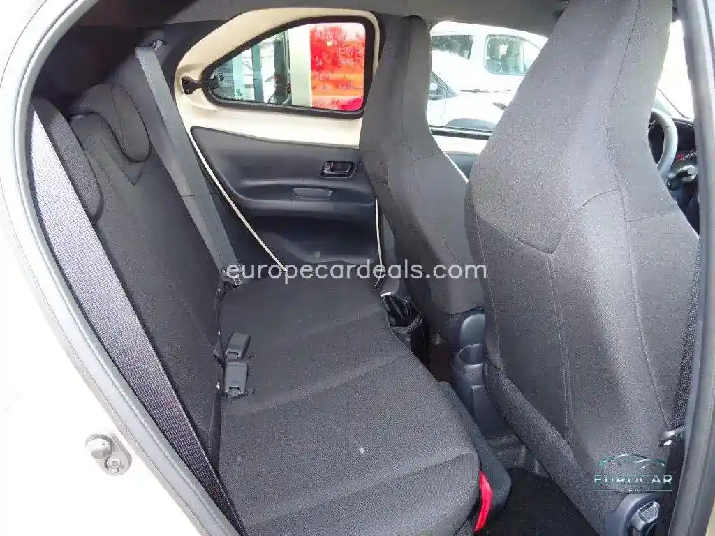 Toyota Aygo (X)