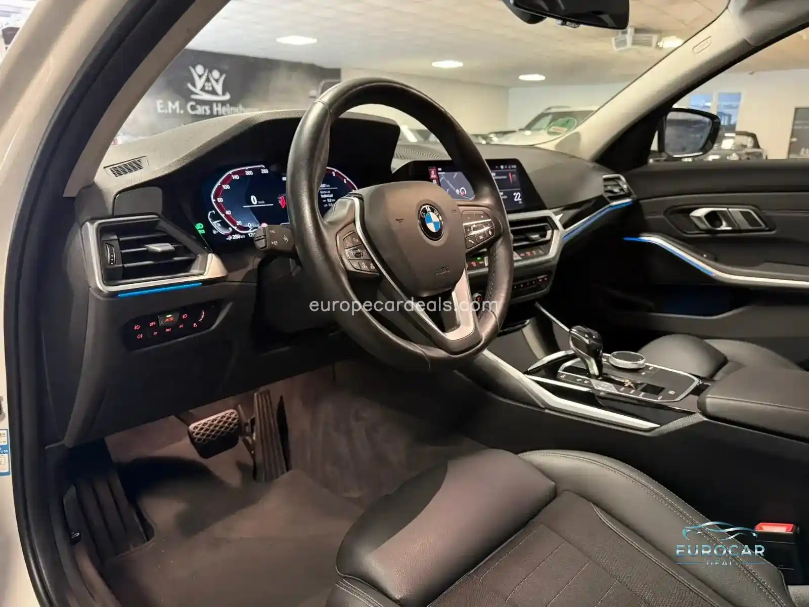 BMW 330