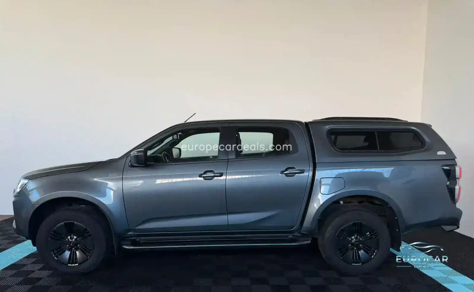 N60 1.9 Crew Cab FF 4X4 A/T HARD TOP