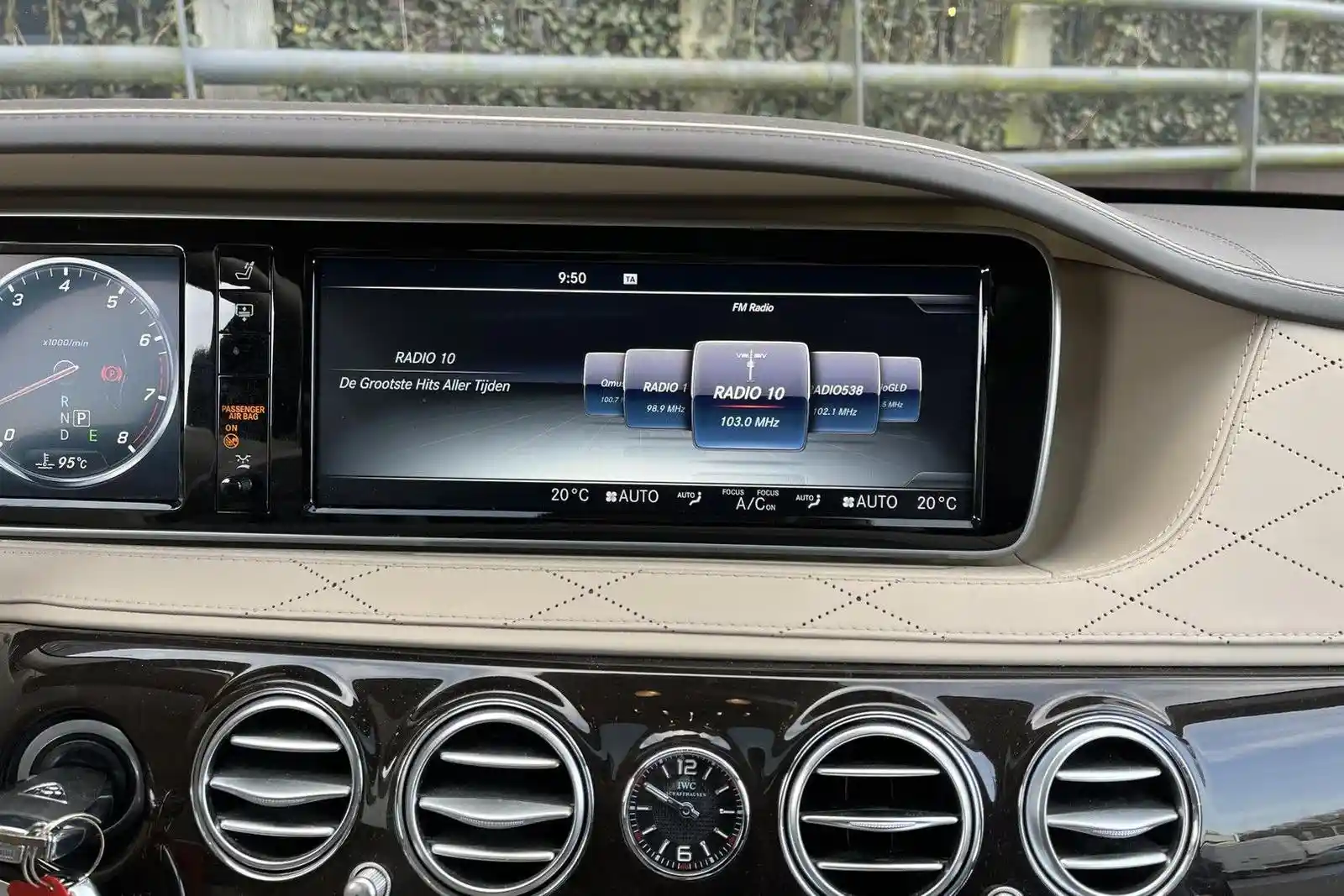Mercedes-Benz S 500