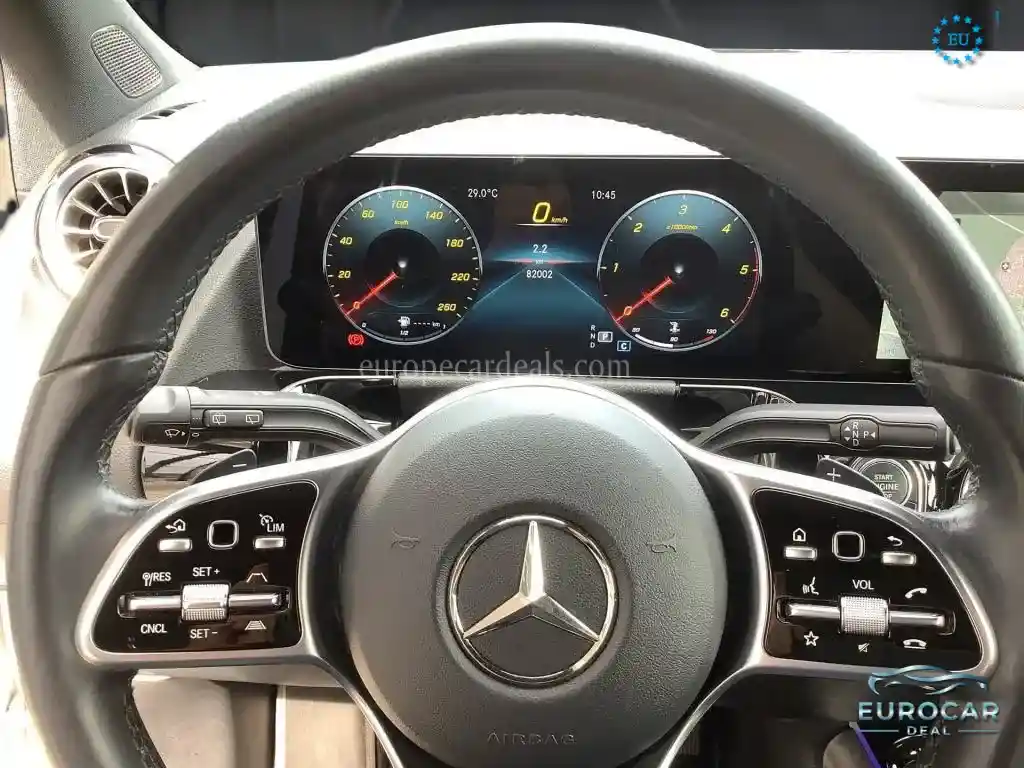 Mercedes-Benz B 220