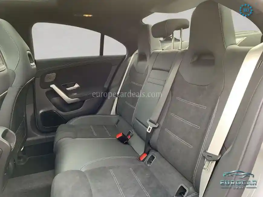 Mercedes-Benz CLA 220