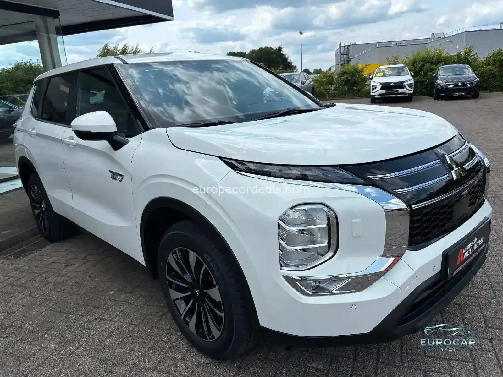 Mitsubishi Plug-in Hybrid Outlander