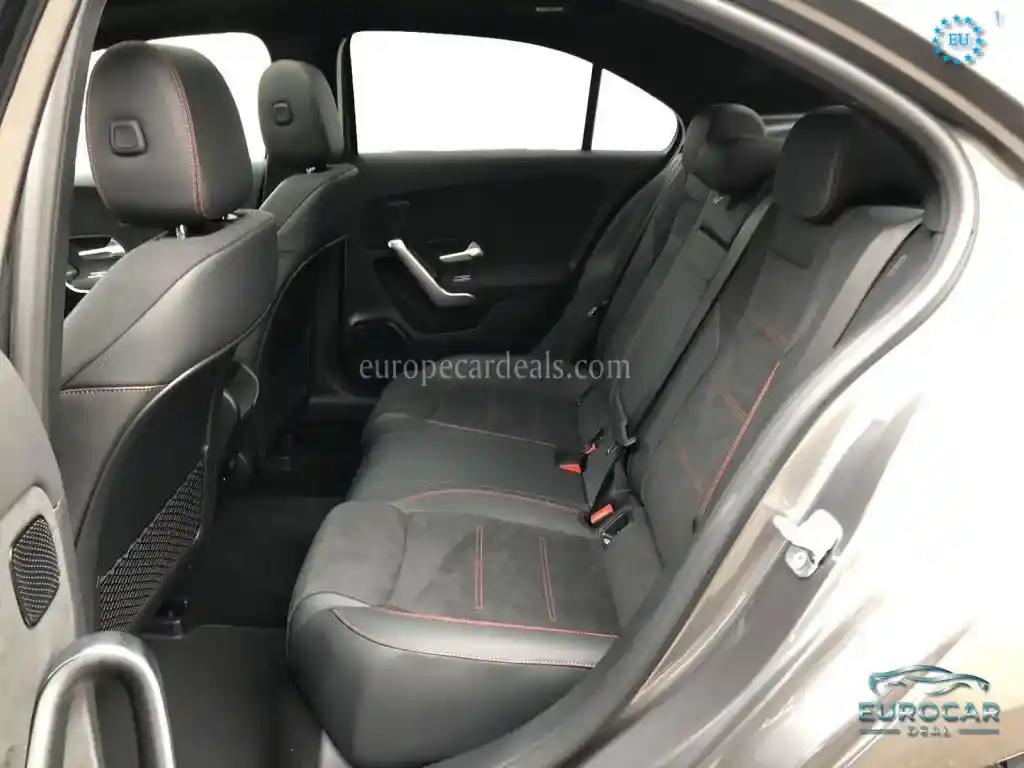 Mercedes-Benz A 220