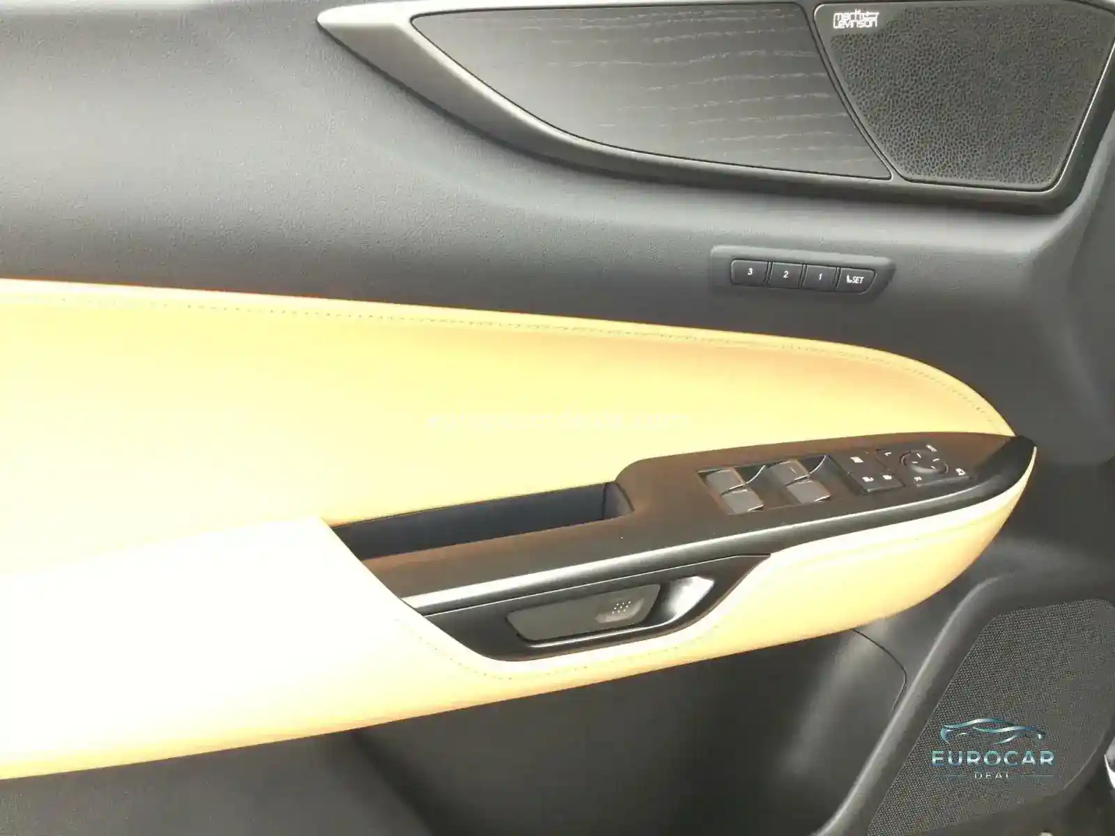 Lexus NX 350h