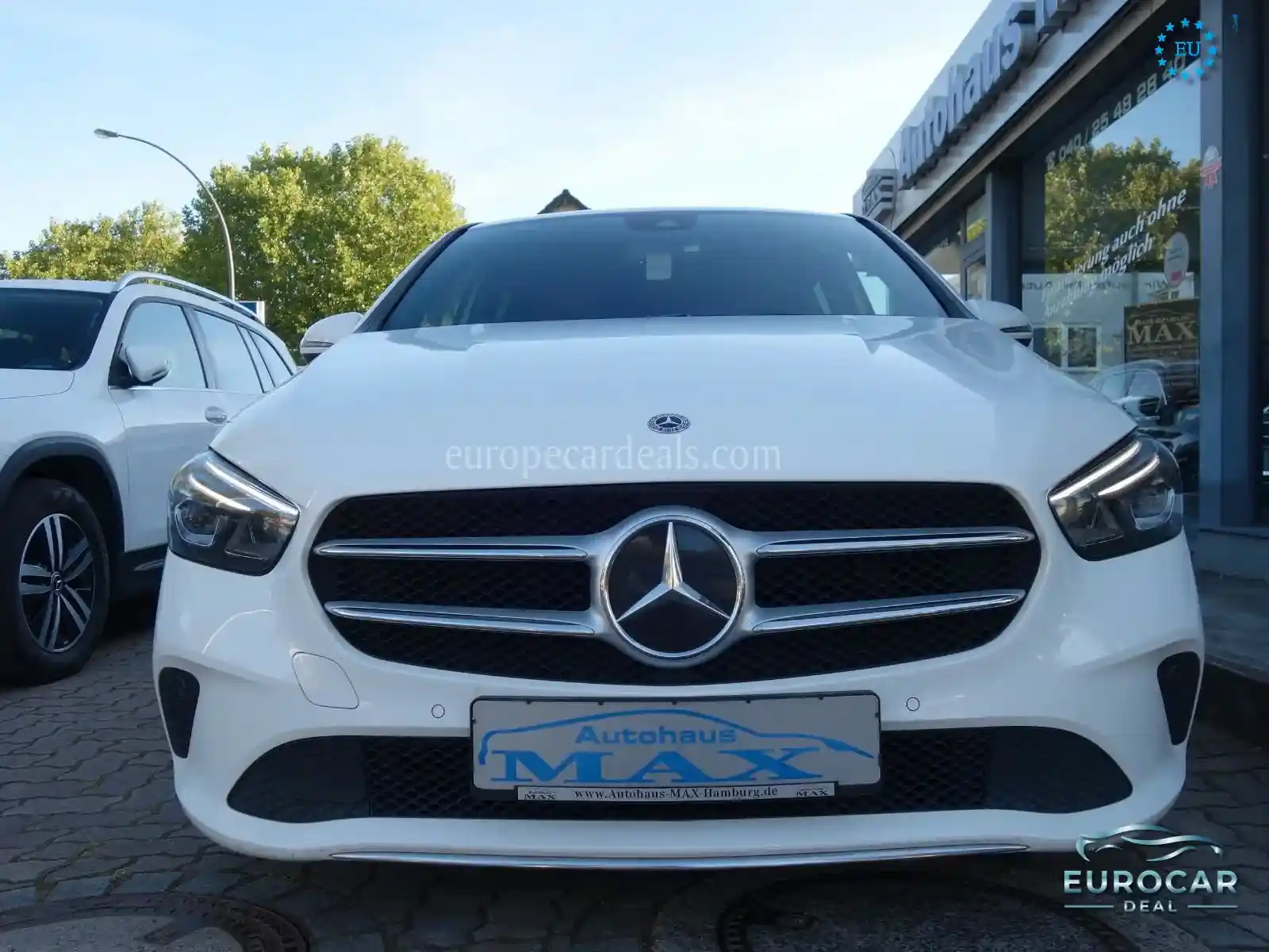 Mercedes-Benz B 180