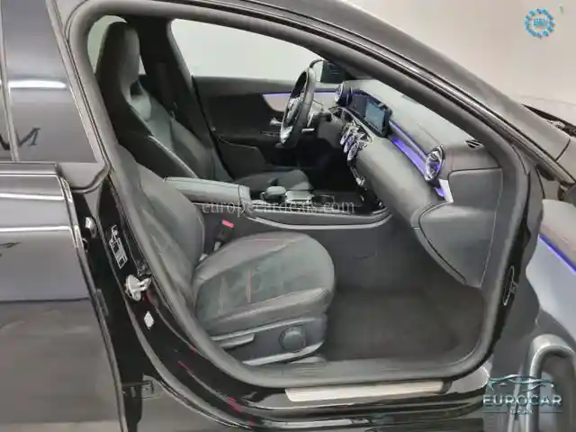 Mercedes-Benz CLA 200 Shooting Brake