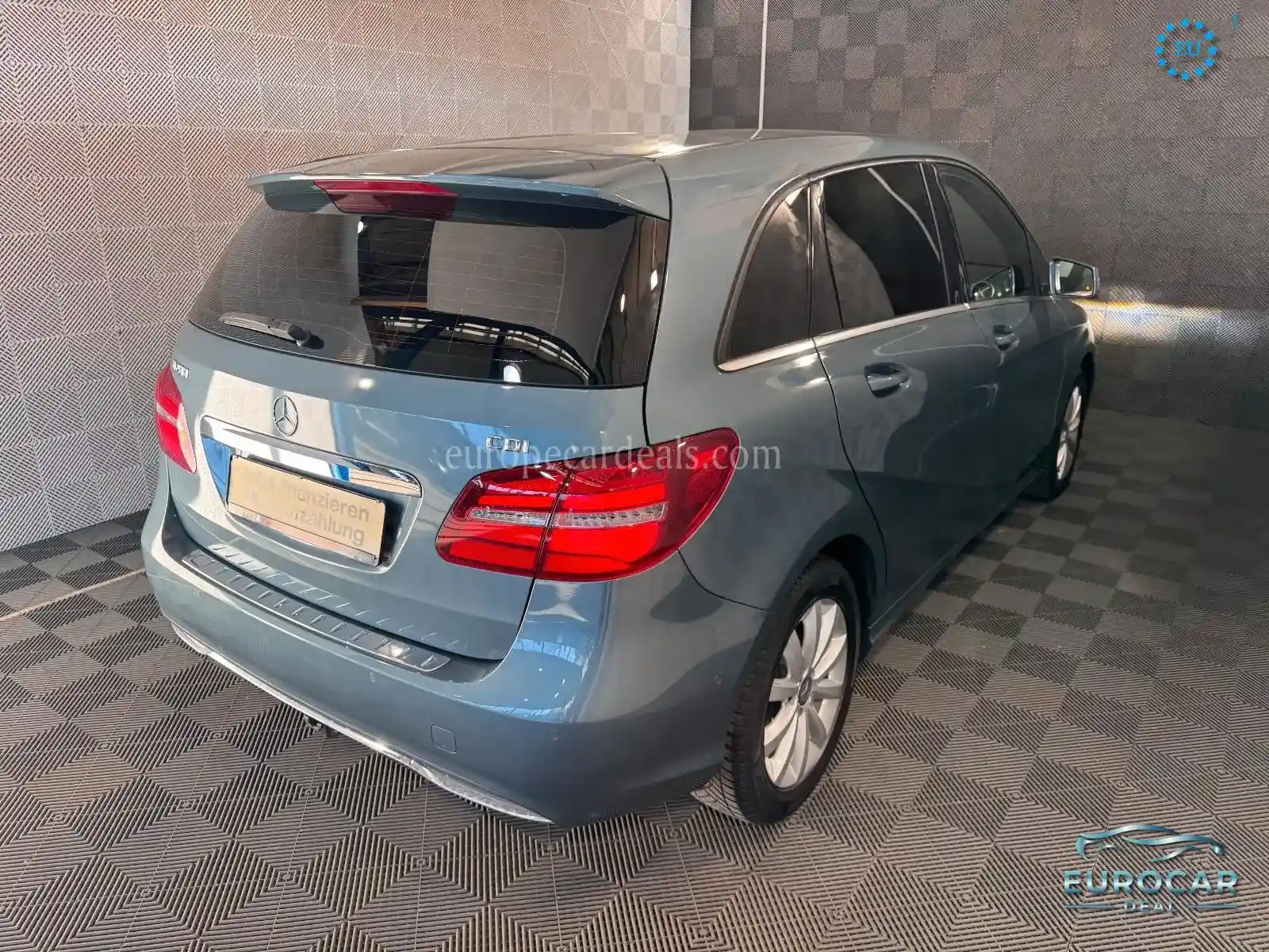 Mercedes-Benz B 200