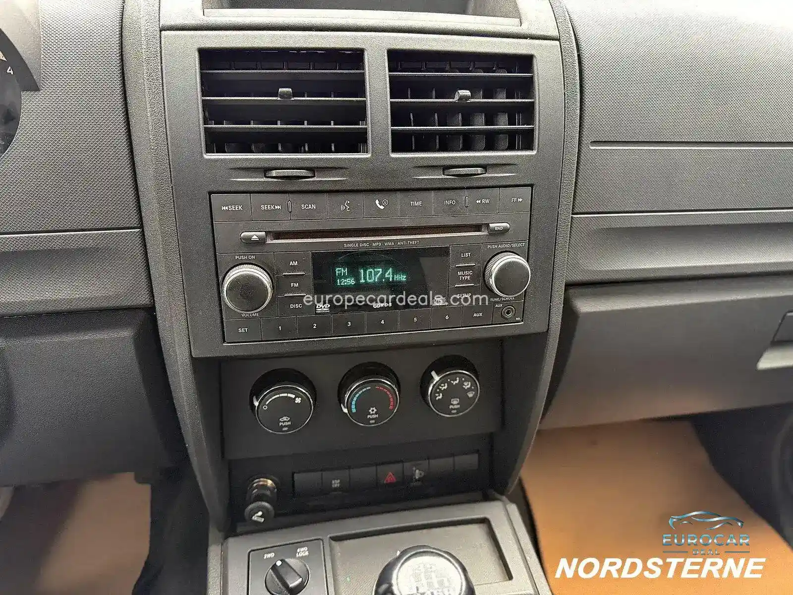 Dodge Nitro