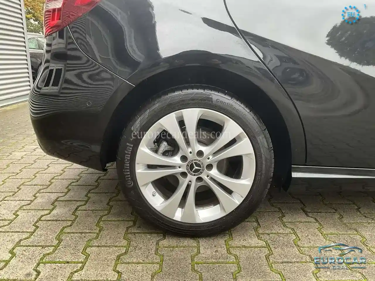 Mercedes-Benz B 200