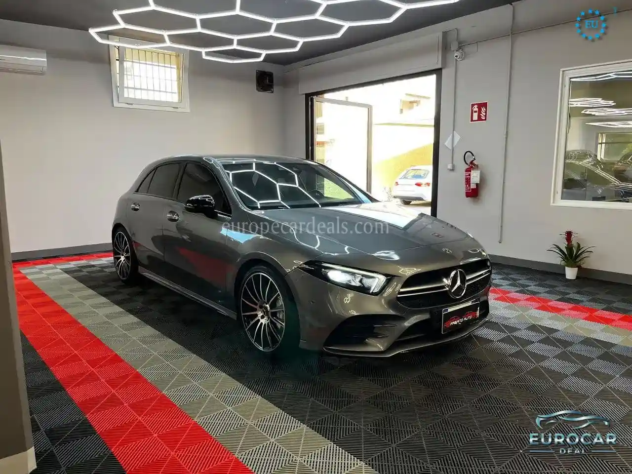 Mercedes-Benz A 35 AMG