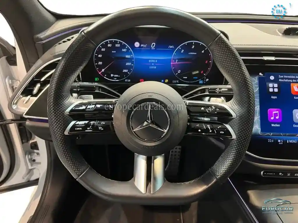 Mercedes-Benz E 220