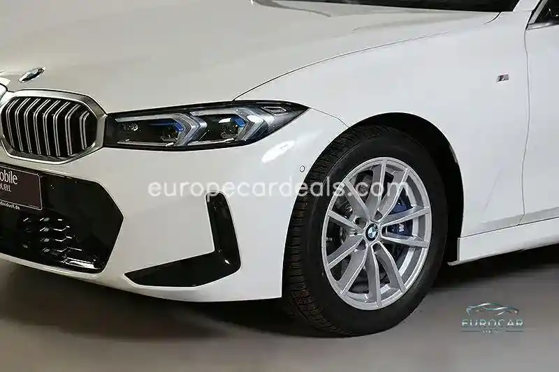 BMW 330