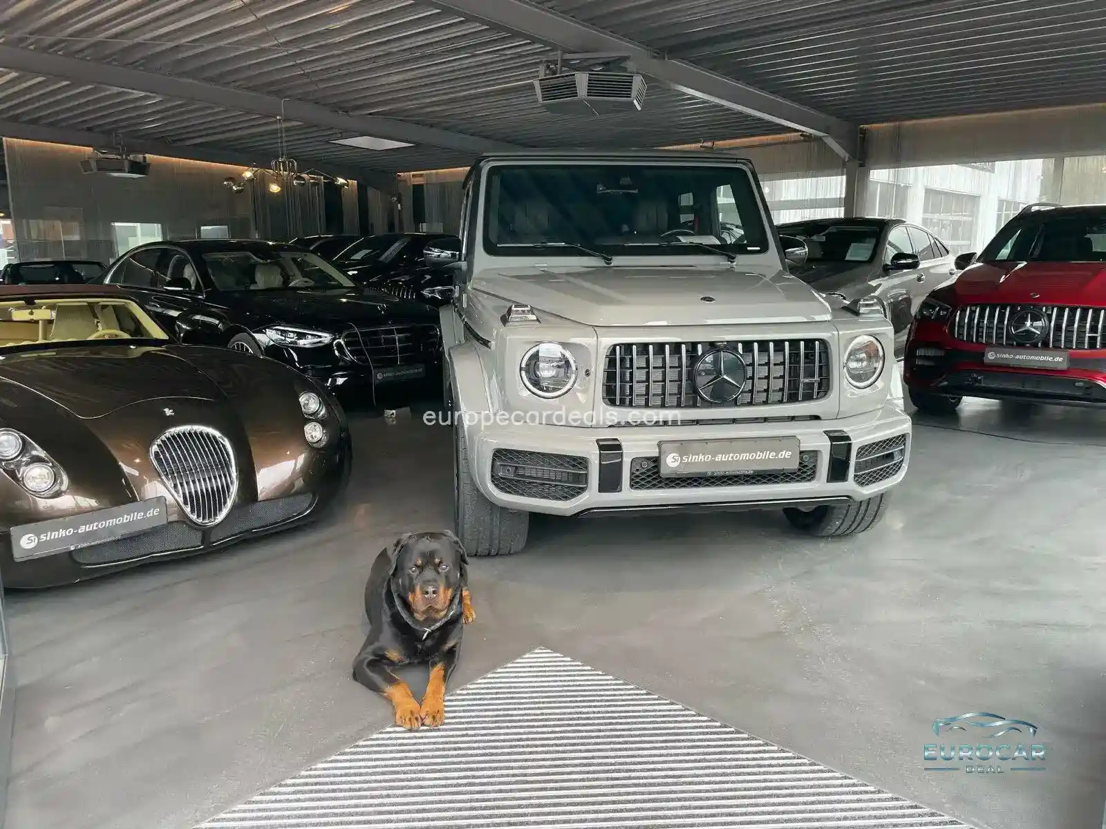 Mercedes-Benz G 500