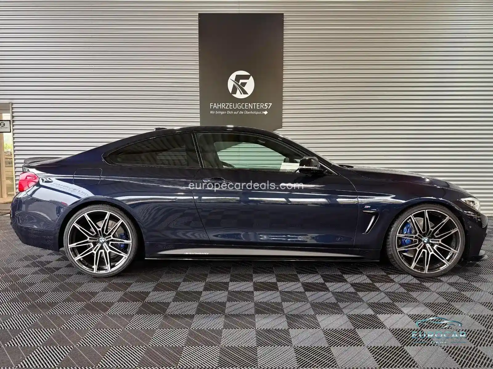 BMW 440