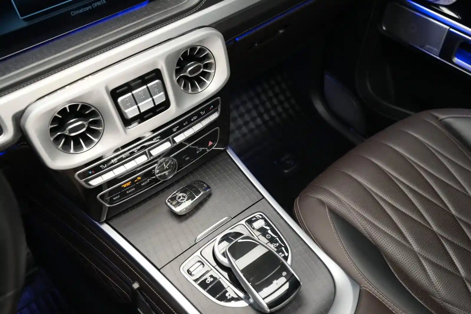 Mercedes-Benz G 500