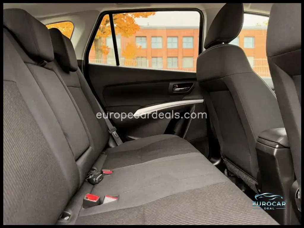 Suzuki (SX4) S-Cross