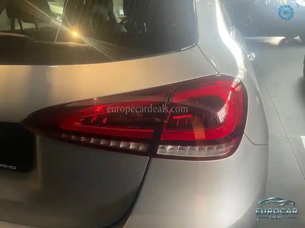 Mercedes-Benz A 200