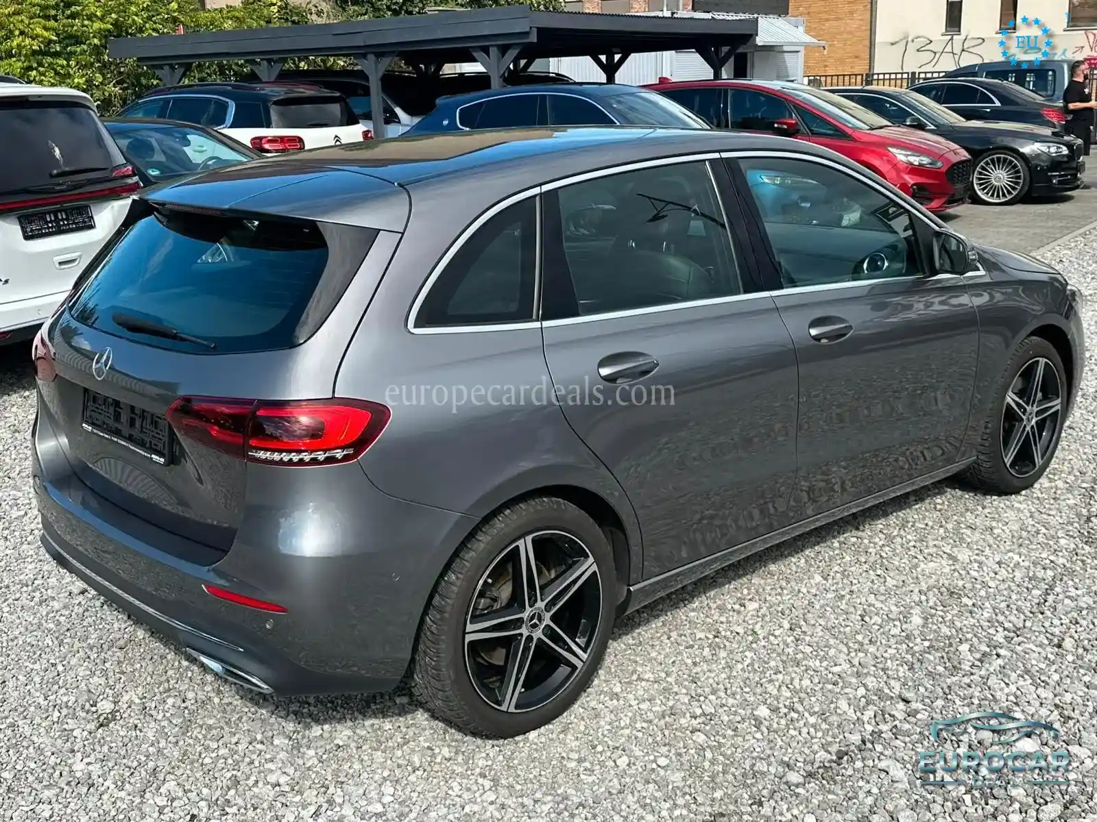 Mercedes-Benz B 220