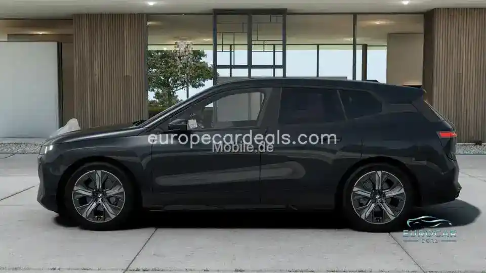 BMW iX