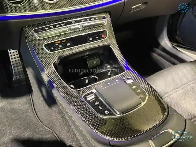 Mercedes-Benz E 63 AMG