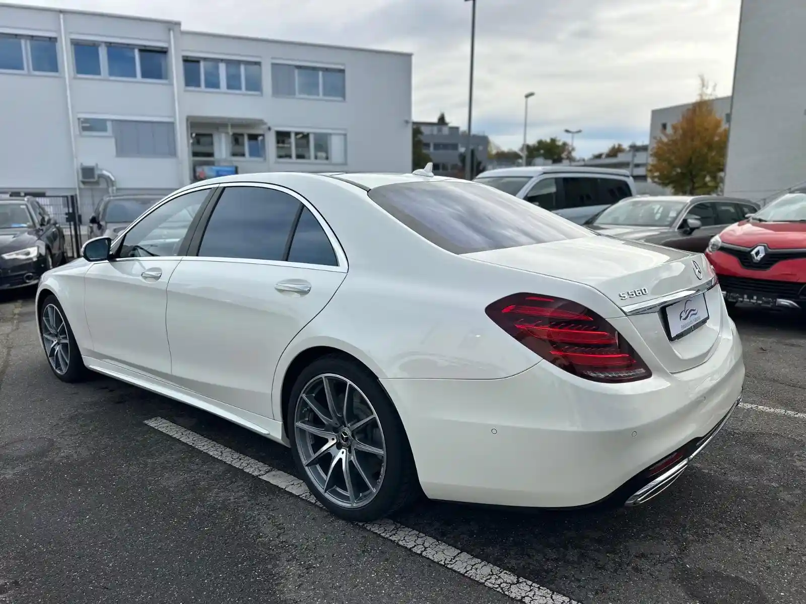 Mercedes-Benz S 560