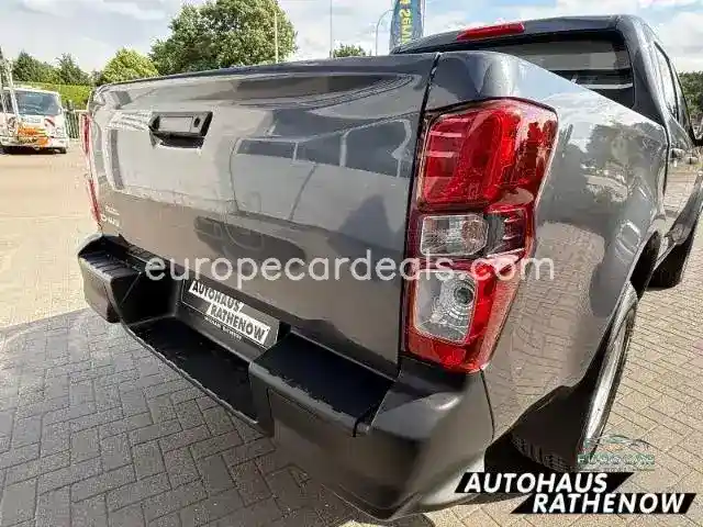 Double Cab 4WD L 1.9 TD ACC Android Auto D
