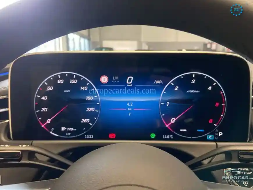 Mercedes-Benz E 200