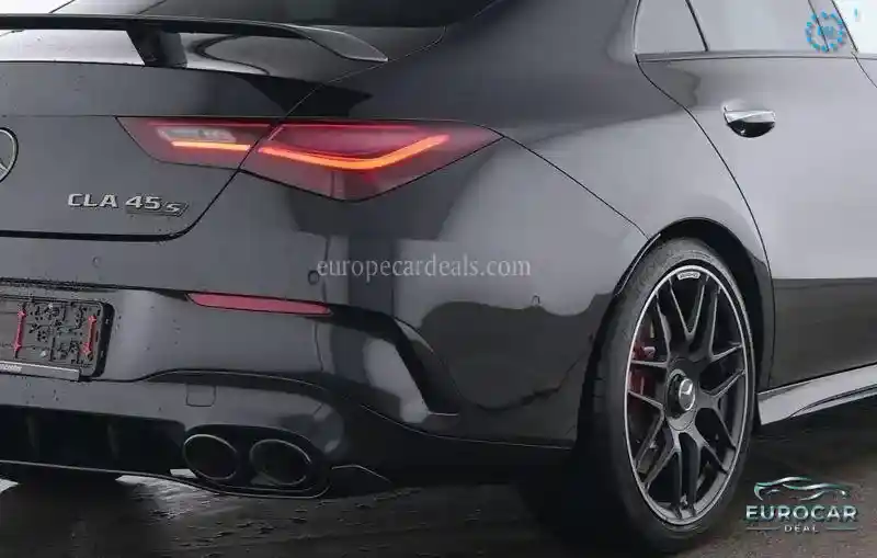 Mercedes-Benz CLA 45 AMG
