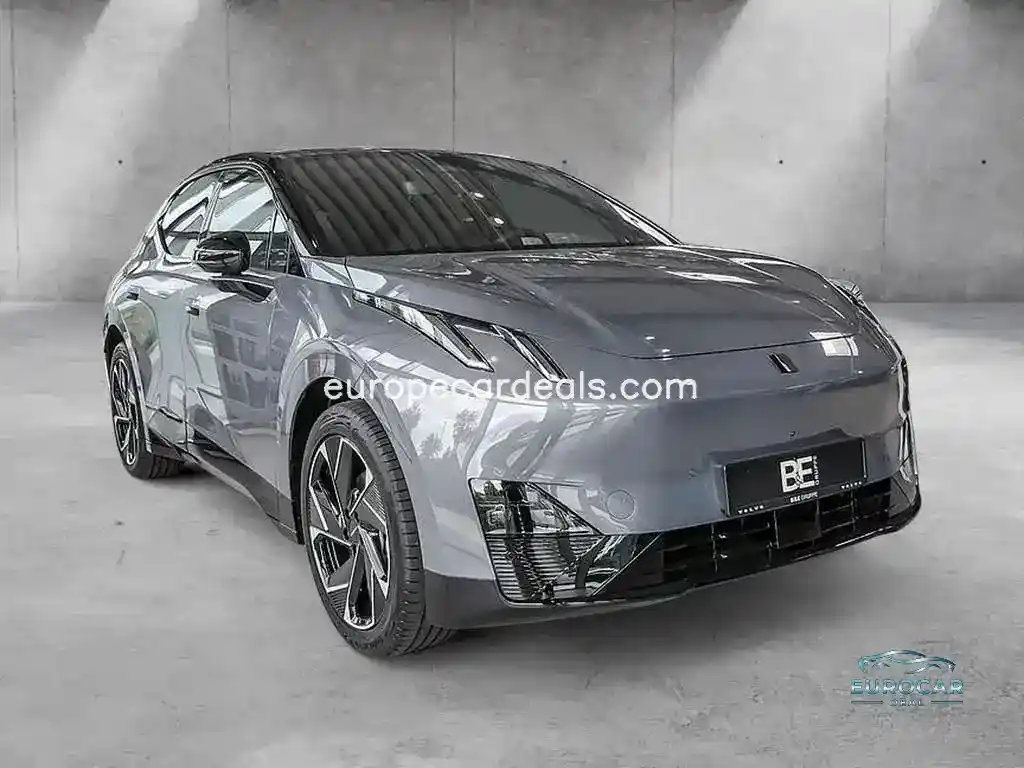Lynk&Co 02