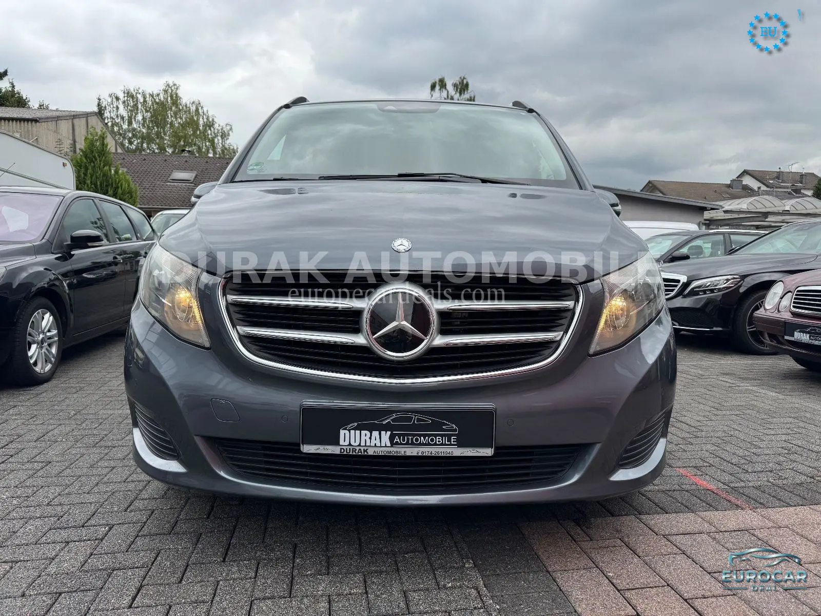 Mercedes-Benz V 220