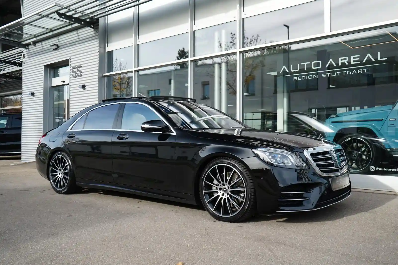 Mercedes-Benz S 560
