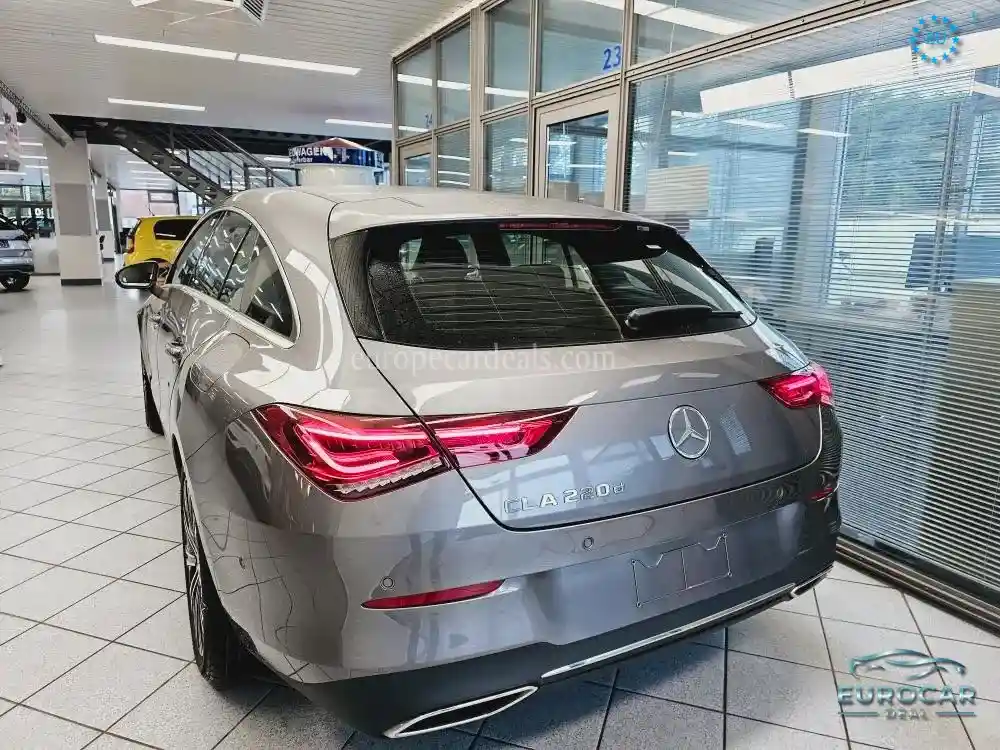 Mercedes-Benz CLA 220 Shooting Brake